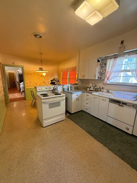 Tiny photo for 12157 S Perry Avenue, Chicago, IL 60628 (MLS # 12510734)