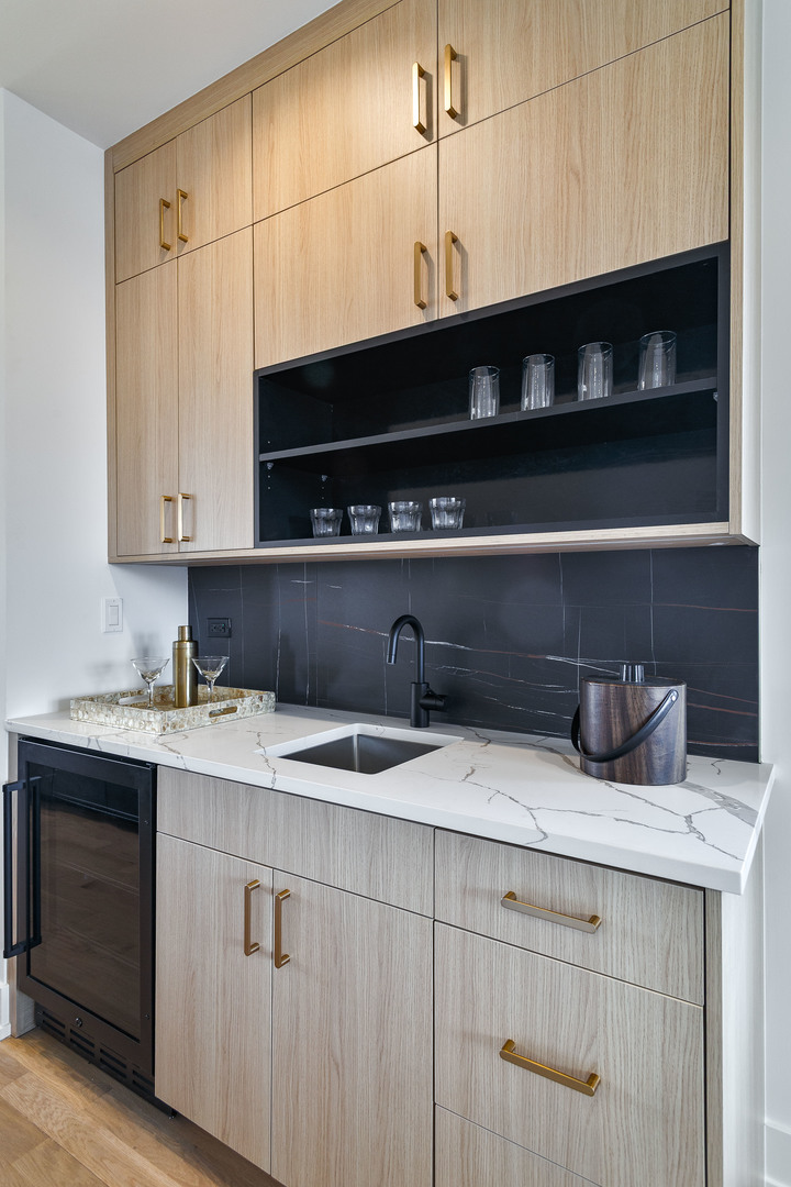 3930 N Nordica Avenue