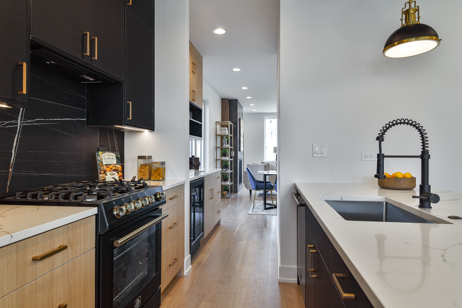 3930 N Nordica Avenue