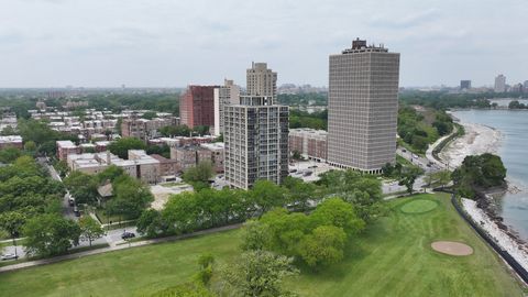 6730 S South Shore Drive 604 Chicago IL 60649