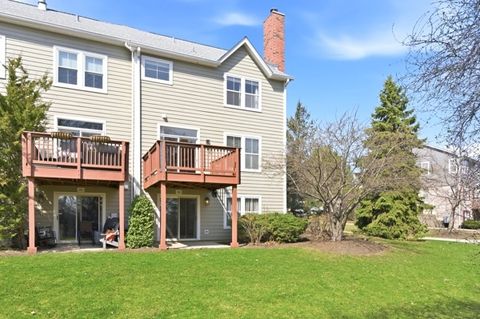 Tiny photo for 200 Tanglewood Drive, Glen Ellyn, IL 60137 (MLS # 12617043)