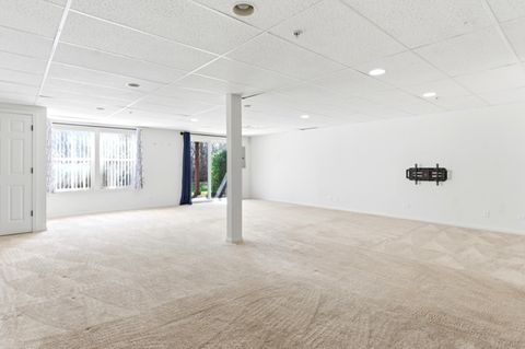 Tiny photo for 200 Tanglewood Drive, Glen Ellyn, IL 60137 (MLS # 12617043)