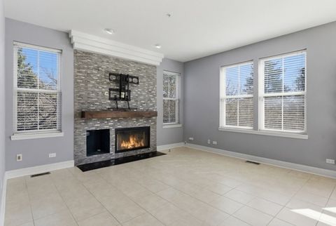 Tiny photo for 200 Tanglewood Drive, Glen Ellyn, IL 60137 (MLS # 12617043)