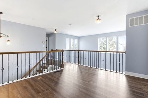 Tiny photo for 200 Tanglewood Drive, Glen Ellyn, IL 60137 (MLS # 12617043)