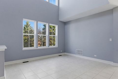 Tiny photo for 200 Tanglewood Drive, Glen Ellyn, IL 60137 (MLS # 12617043)