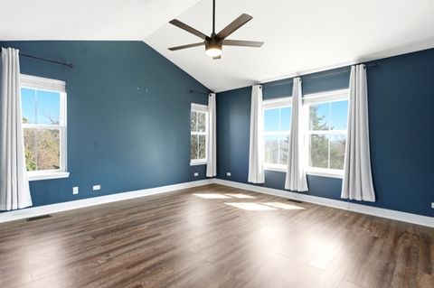 Tiny photo for 200 Tanglewood Drive, Glen Ellyn, IL 60137 (MLS # 12617043)