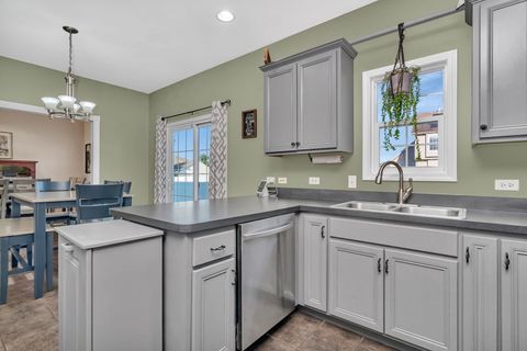 Tiny photo for 1055 S Heritage Drive, Diamond, IL 60416 (MLS # 12482658)