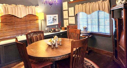 Tiny photo for 402 W Iowa Street, Urbana, IL 61801 (MLS # 12597882)