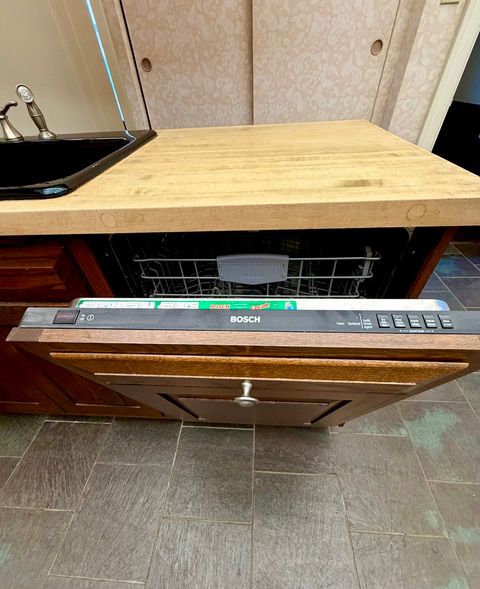 Tiny photo for 402 W Iowa Street, Urbana, IL 61801 (MLS # 12597882)