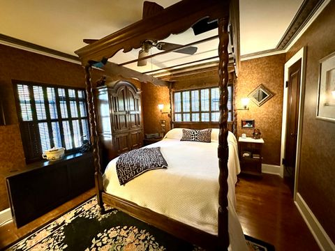 Tiny photo for 402 W Iowa Street, Urbana, IL 61801 (MLS # 12597882)