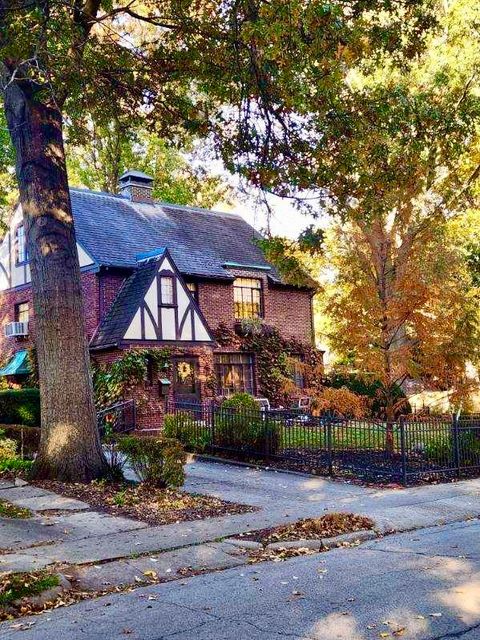 Tiny photo for 402 W Iowa Street, Urbana, IL 61801 (MLS # 12597882)