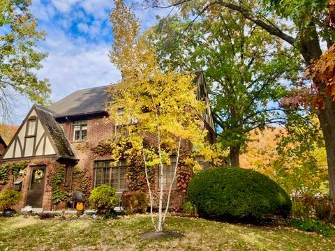 Tiny photo for 402 W Iowa Street, Urbana, IL 61801 (MLS # 12597882)