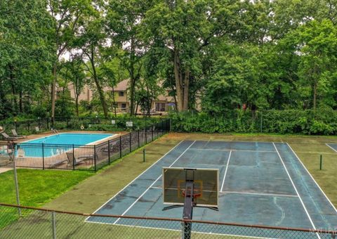 Tiny photo for 1592 Kirkwood Drive #1592, Geneva, IL 60134 (MLS # 12430153)