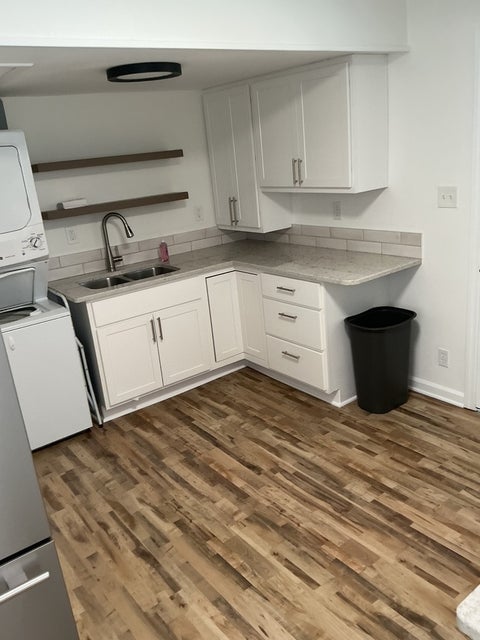 Tiny photo for 3214 Miller Avenue, South Chicago Heights, IL 60411 (MLS # 12773948)