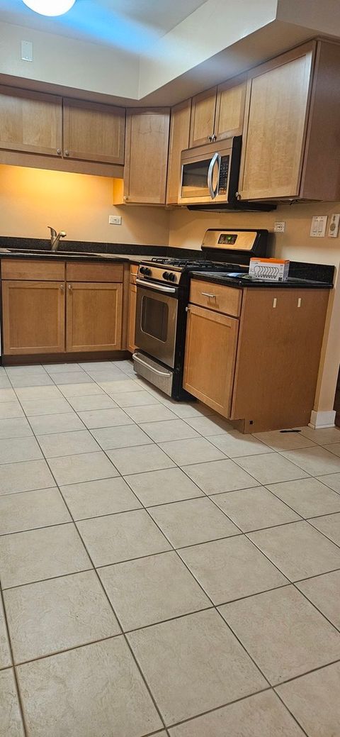 Tiny photo for 317 Wisconsin Avenue #1A, Oak Park, IL 60302 (MLS # 12493235)