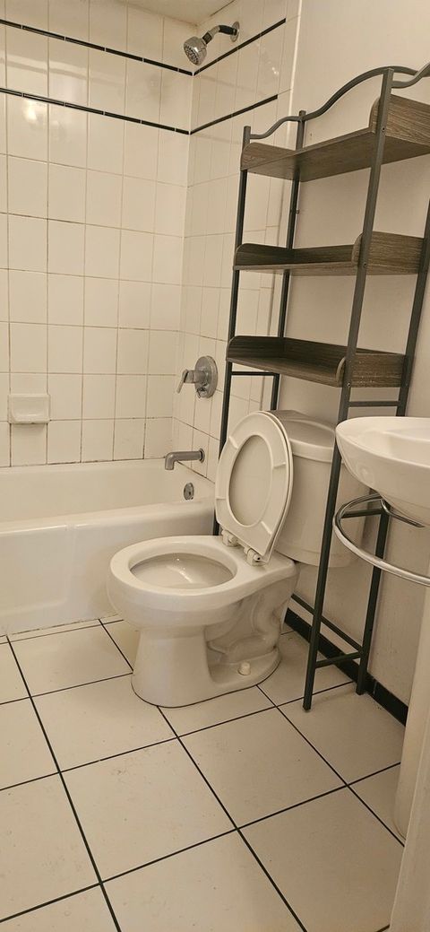 Tiny photo for 317 Wisconsin Avenue #1A, Oak Park, IL 60302 (MLS # 12493235)
