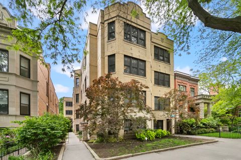 2127 W Pierce Avenue 2A Chicago IL 60622
