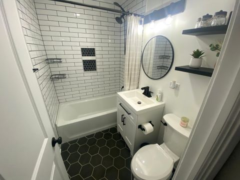 Tiny photo for 513 Fenton Avenue, Romeoville, IL 60446 (MLS # 12514748)