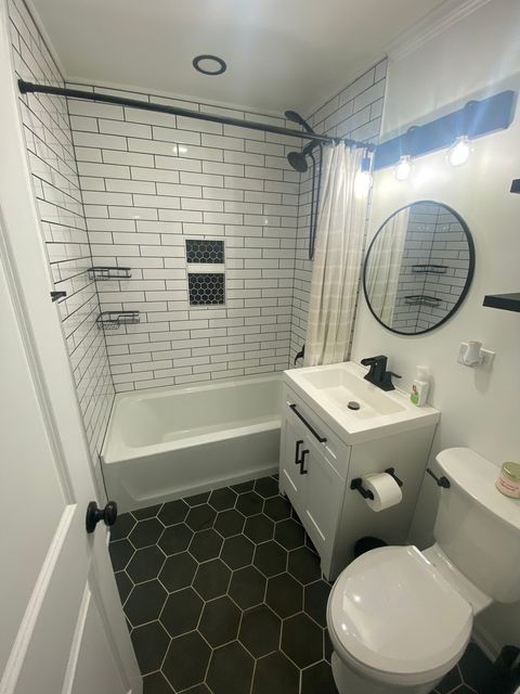 Tiny photo for 513 Fenton Avenue, Romeoville, IL 60446 (MLS # 12514748)