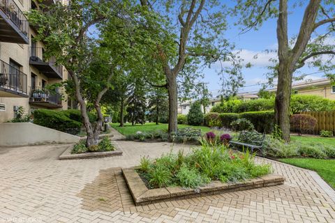 A home in Lincolnwood