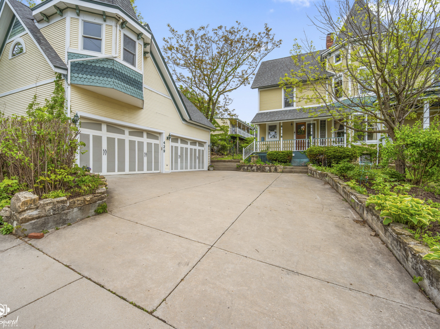429 Buell Avenue