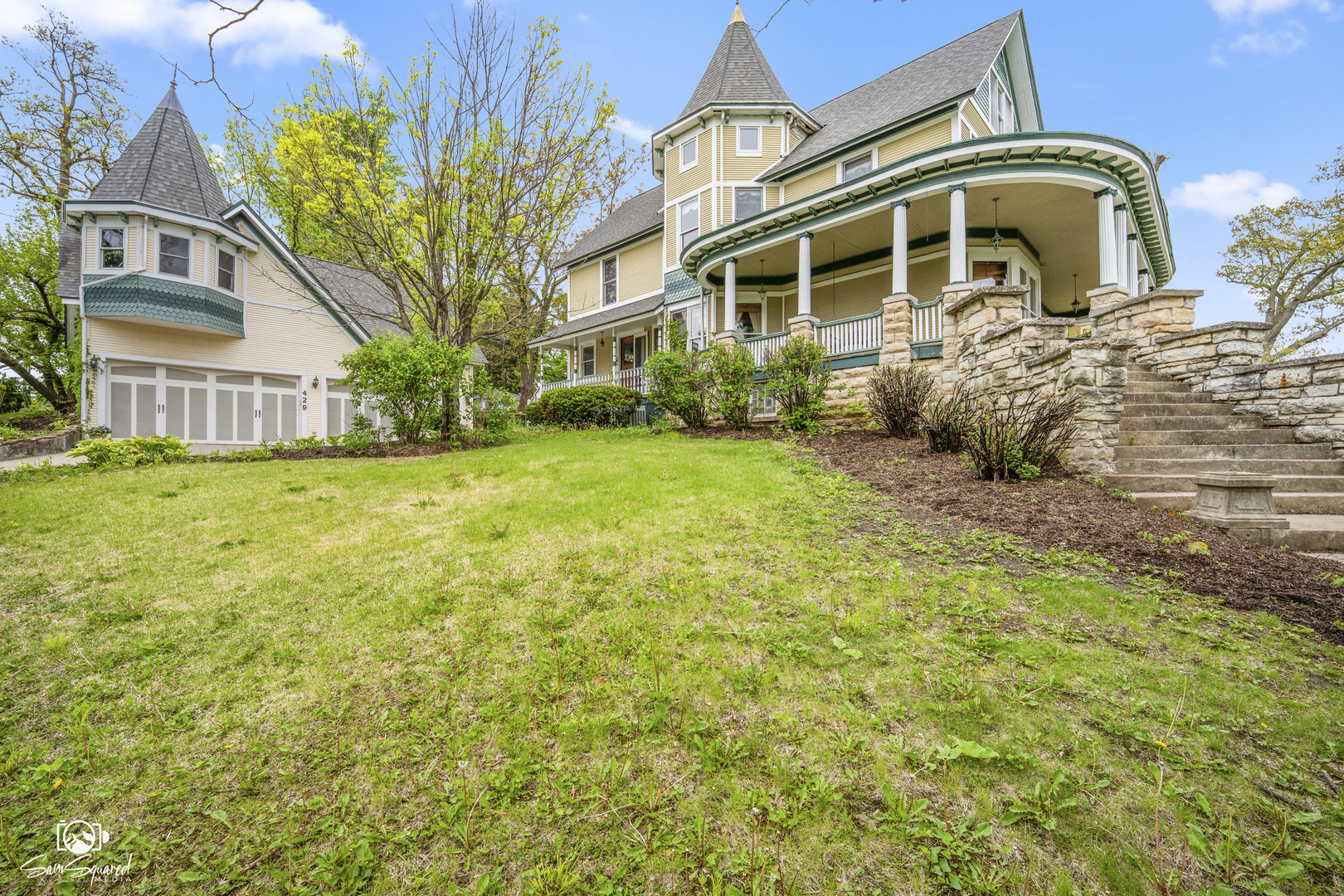 429 Buell Avenue