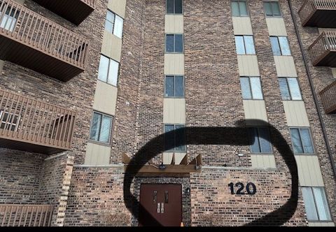Tiny photo for 120 Lakeview Drive #109, Bloomingdale, IL 60108 (MLS # 12504678)