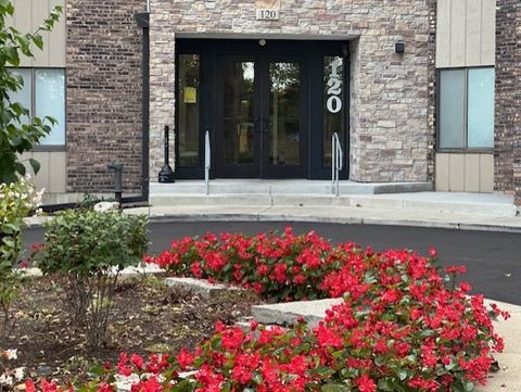 Tiny photo for 120 Lakeview Drive #109, Bloomingdale, IL 60108 (MLS # 12504678)