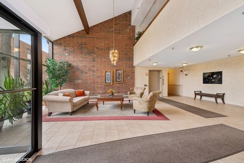 Tiny photo for 3030 Pheasant Creek Drive #207, Northbrook, IL 60062 (MLS # 12433445)