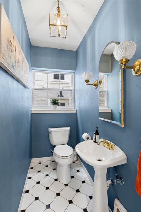 Tiny photo for 5940 N Knox Avenue, Chicago, IL 60646 (MLS # 12706218)