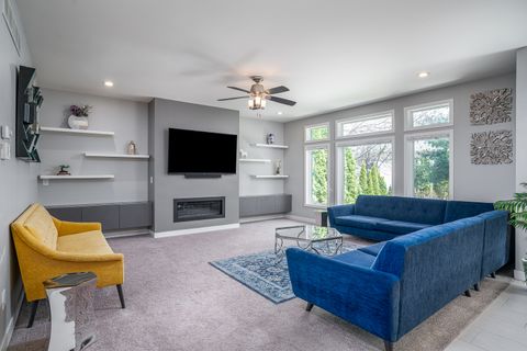 Tiny photo for 3404 77TH Street Court, Moline, IL 61265 (MLS # 12599224)