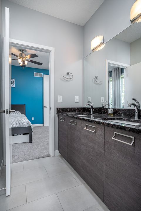 Tiny photo for 3404 77TH Street Court, Moline, IL 61265 (MLS # 12599224)