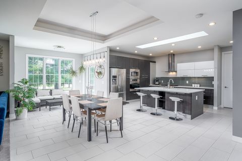 Tiny photo for 3404 77TH Street Court, Moline, IL 61265 (MLS # 12599224)