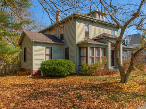 Tiny photo for 426 JULIAN Avenue, Waukegan, IL 60085 (MLS # 12525247)