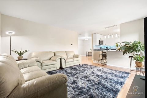 Tiny photo for 1550 Sandpebble Drive #209, Wheeling, IL 60090 (MLS # 12378155)