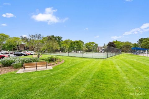 Tiny photo for 1550 Sandpebble Drive #209, Wheeling, IL 60090 (MLS # 12378155)