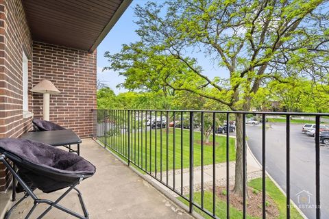 Tiny photo for 1550 Sandpebble Drive #209, Wheeling, IL 60090 (MLS # 12378155)