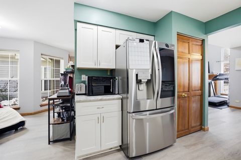 Tiny photo for 36106 N Springbrook Lane, Gurnee, IL 60031 (MLS # 12587812)