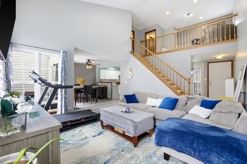 Tiny photo for 36106 N Springbrook Lane, Gurnee, IL 60031 (MLS # 12587812)