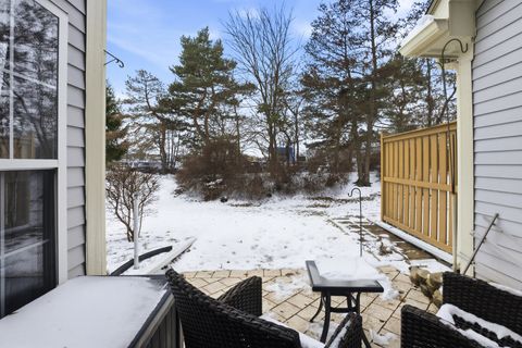 Tiny photo for 36106 N Springbrook Lane, Gurnee, IL 60031 (MLS # 12587812)