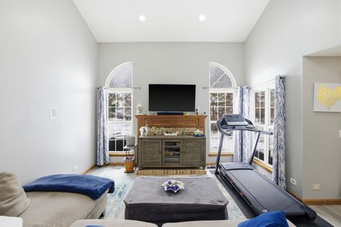 Tiny photo for 36106 N Springbrook Lane, Gurnee, IL 60031 (MLS # 12587812)