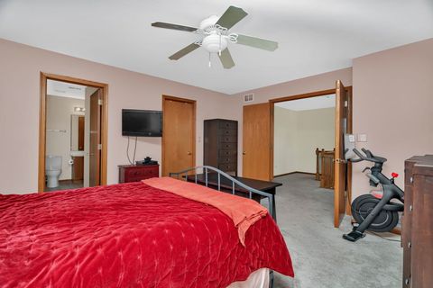 Tiny photo for 18568 W Point Drive, Tinley Park, IL 60477 (MLS # 12500850)