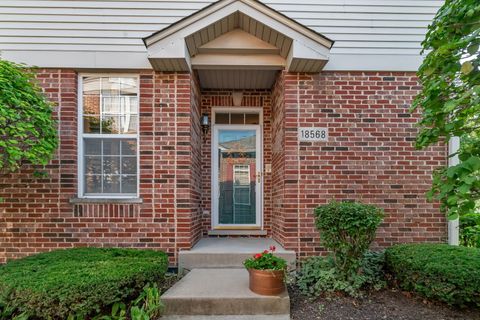 Tiny photo for 18568 W Point Drive, Tinley Park, IL 60477 (MLS # 12500850)