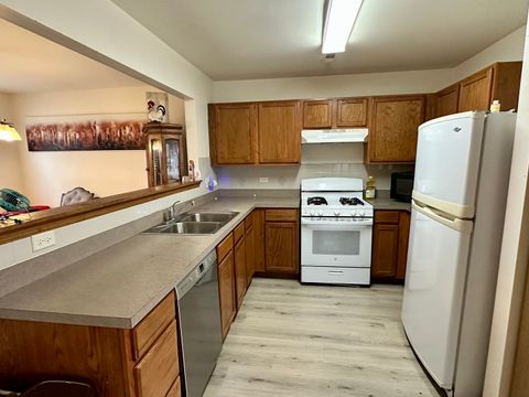 Tiny photo for 1033 Serendipity Drive, Aurora, IL 60504 (MLS # 12589605)