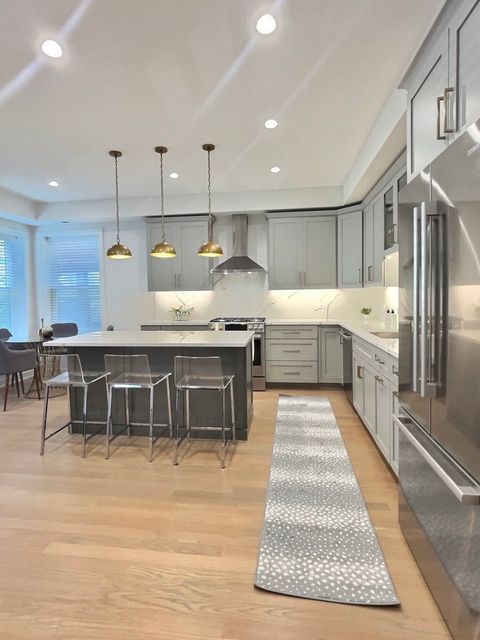 Tiny photo for 847 W Ainslie Street #GE, Chicago, IL 60640 (MLS # 12513002)