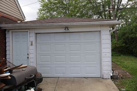 Tiny photo for 18610 Golfview Avenue, Homewood, IL 60430 (MLS # 12678480)