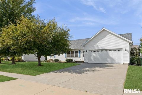 Tiny photo for 1500 11TH Street NW, Clinton, IA 52732 (MLS # QC4268108)