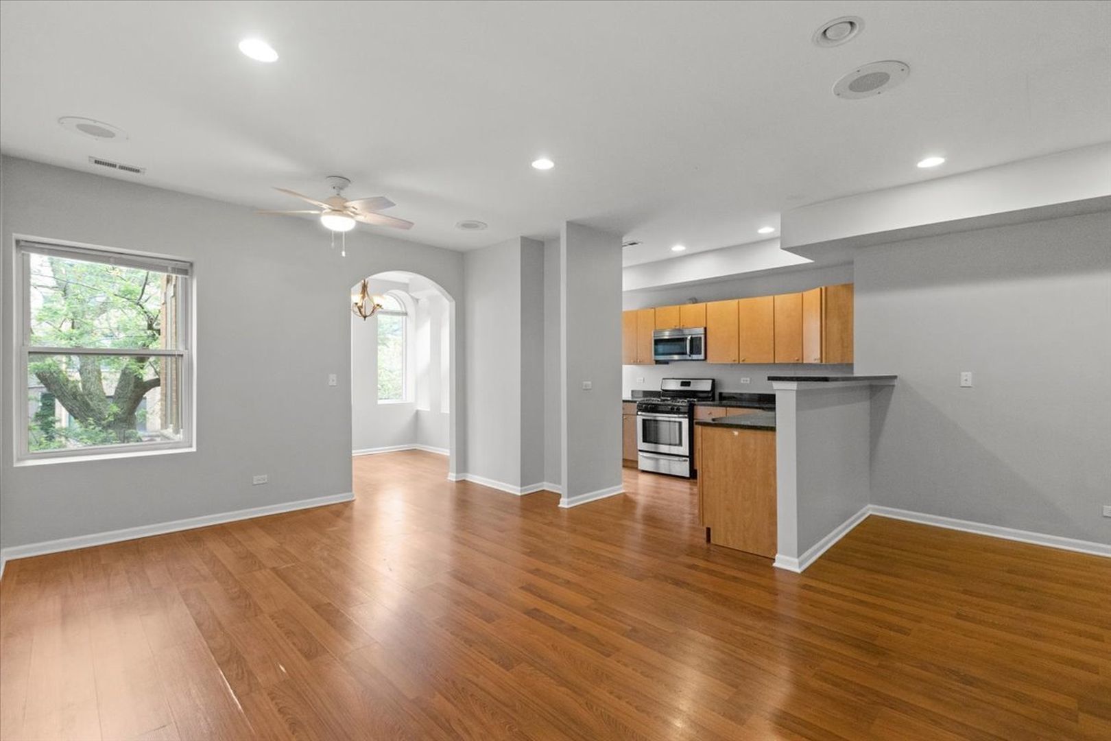 7717 N Marshfield Avenue 1