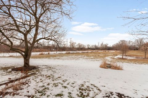 Tiny photo for Warrenville, IL 60555 (MLS # 12561533)