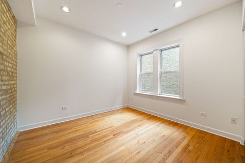 Tiny photo for 2533 W BERWYN Street #2, Chicago, IL 60625 (MLS # 12611455)